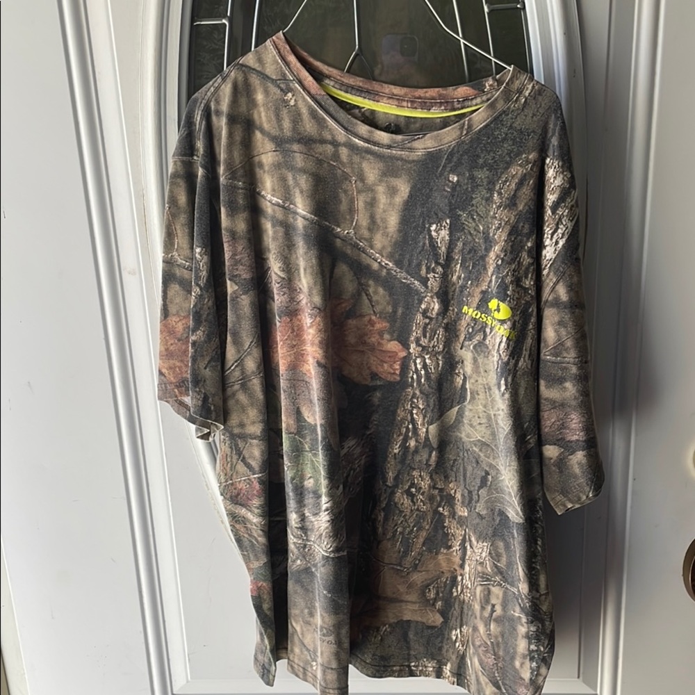 Mossy Oak Camouflage T-Shirt